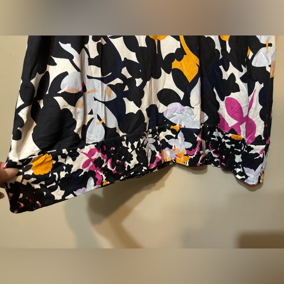 DIANE VON FURSTENBERG 100% Silk Floral Dress - Picture 5 of 10